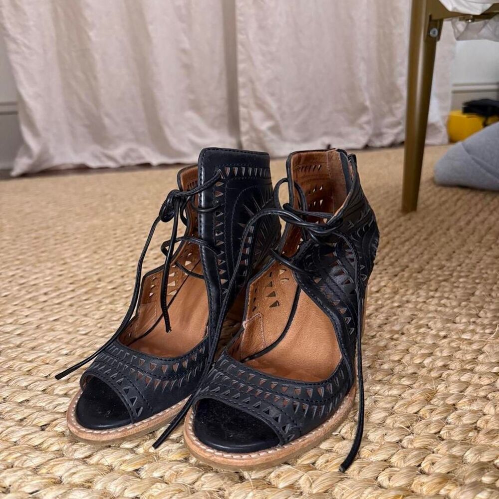 Jeffrey-campbell Women's Black and Navy Boots